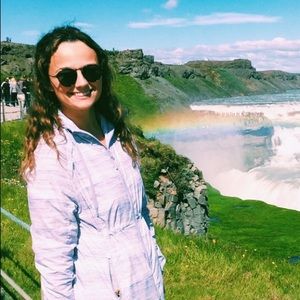 Meet your Posher, Kelly